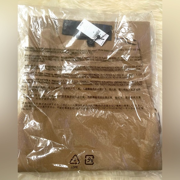 Banana Republic Tank Top - Picture 5 of 9